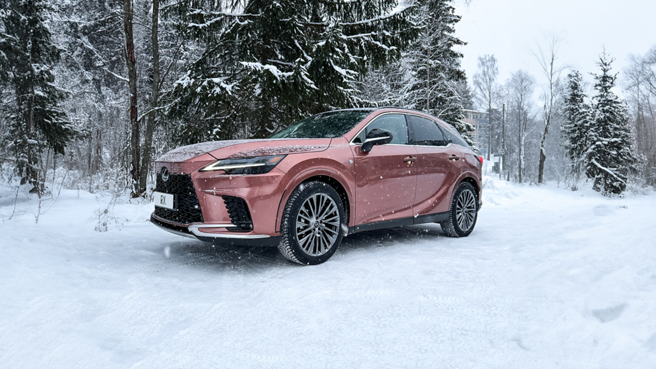 Lexus RX aizrauj ar luksusa SUV dizainu | Lexus Latvija