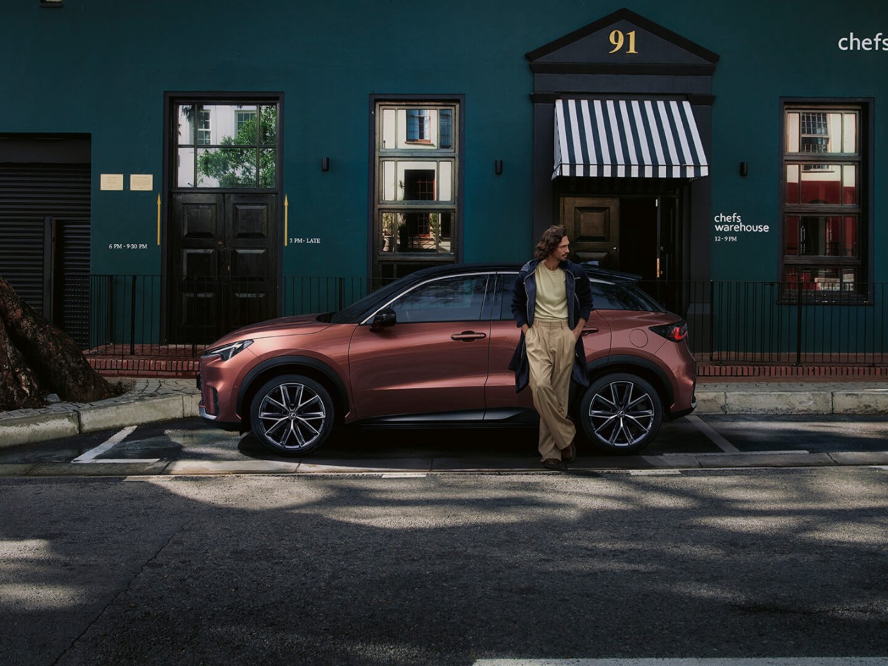 2023-lexus-lbx-newsletter-be-the-first-to-hear-1440x1080
